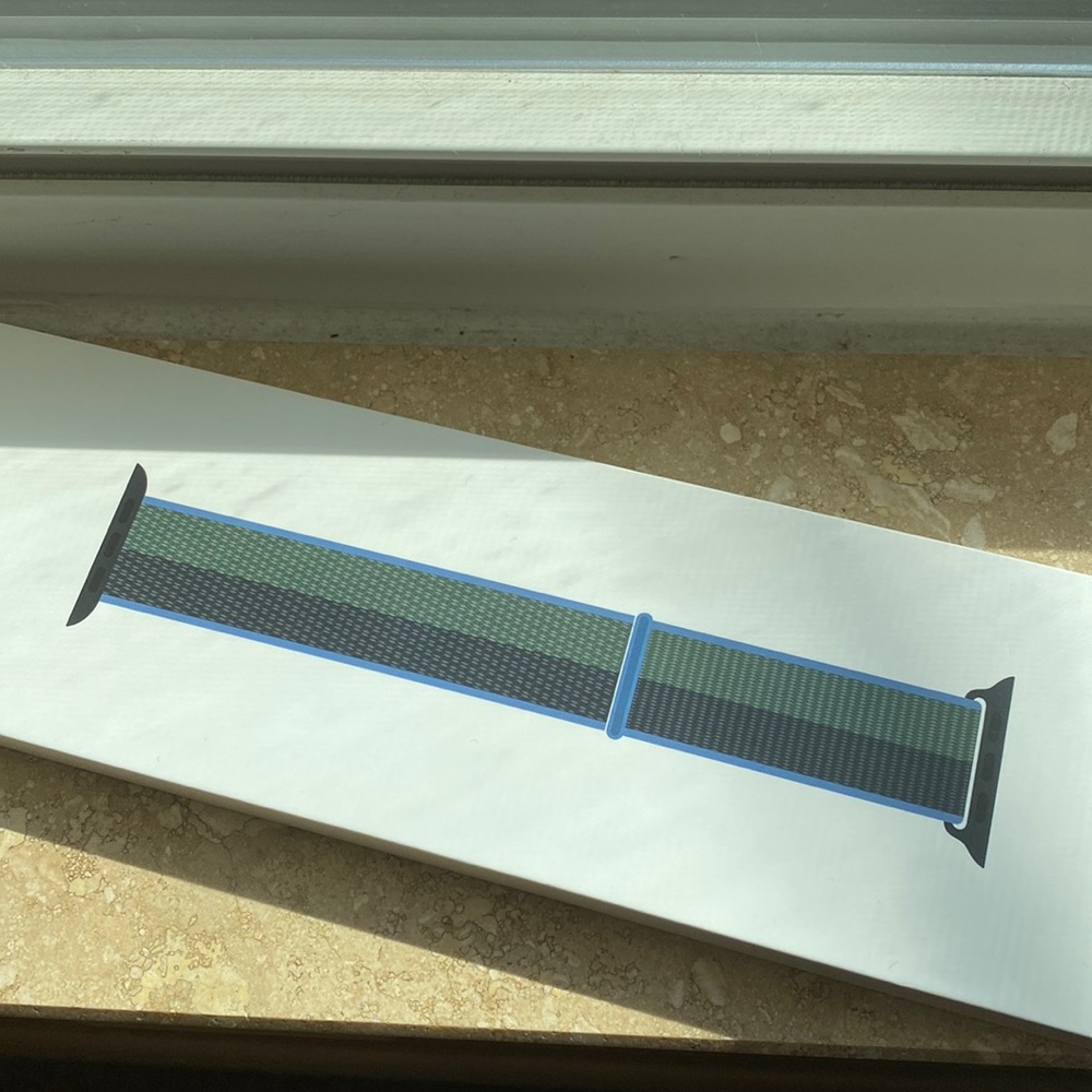 Apple Watch Band: Sport Loop